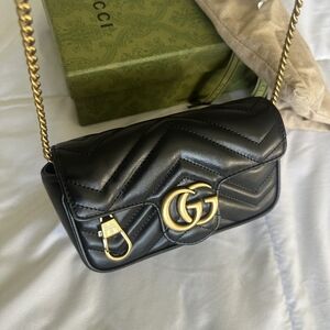 Gucci Leather Shoulder Bag